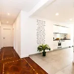 Apartment Fabulouse In The Center Of *