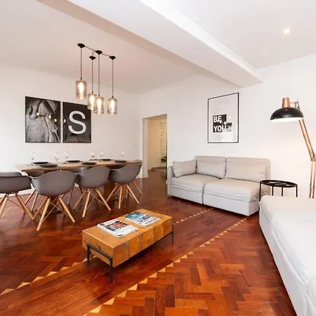 Fabulouse In The Center Of Lisbon