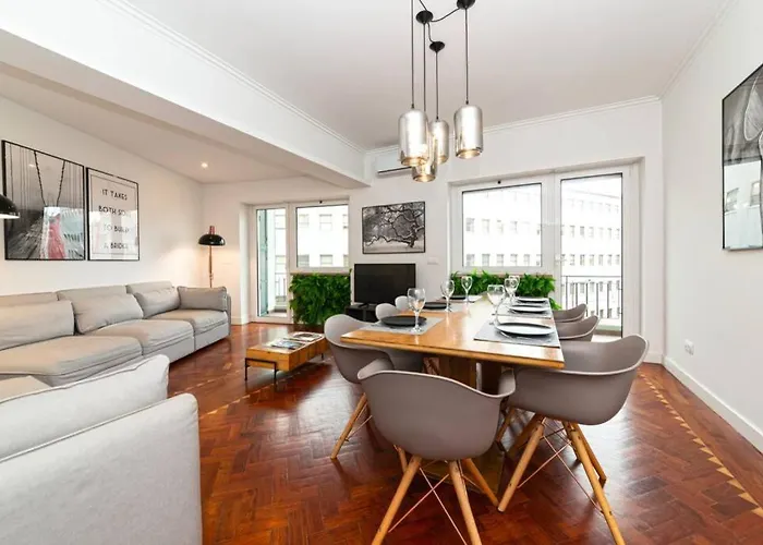 Fabulouse In The Center Of * Лісабон