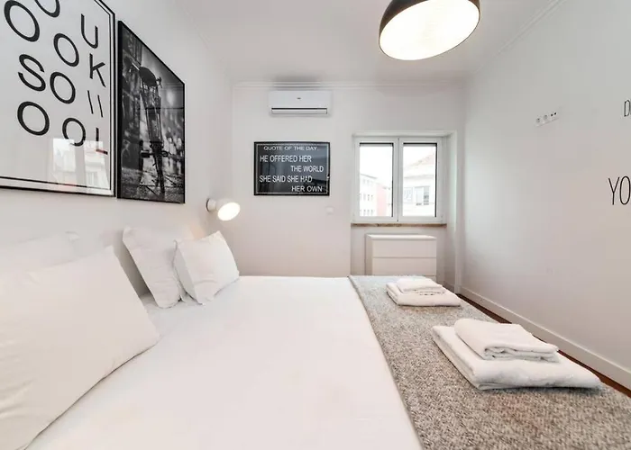 Fabulouse In The Center Of * Лісабон