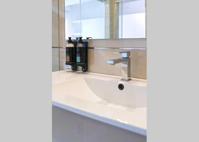 Fabulouse In The Center Of Апартаменти